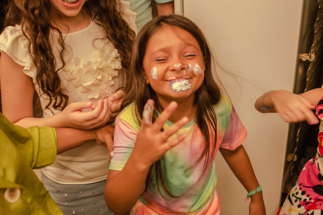 Infantil - 9 anos -  Parabéns - Esther