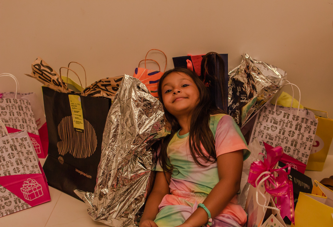 Infantil - 9 anos -  Parabéns - Esther
