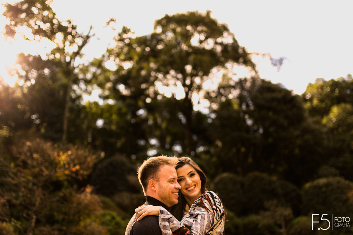 Noivos, poços de caldas MG, noivos sorrindo