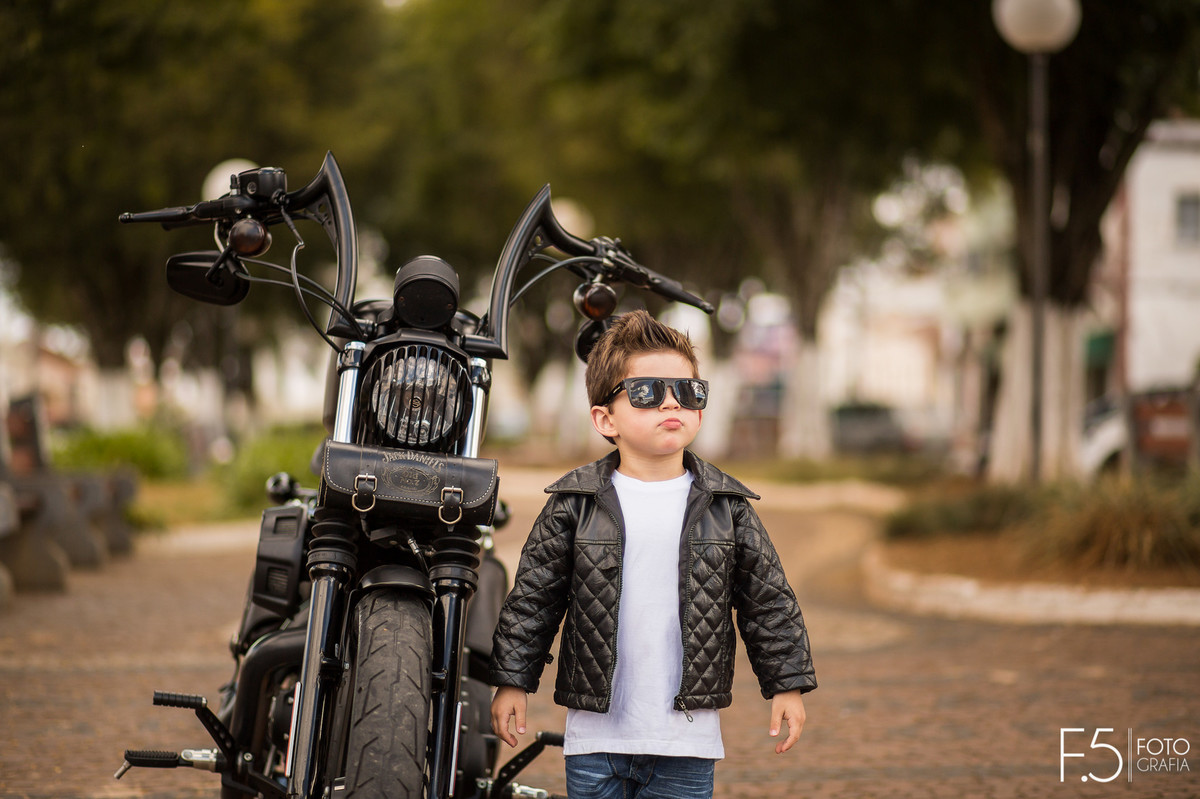 Harley davidson, book infantil, oculos de sol