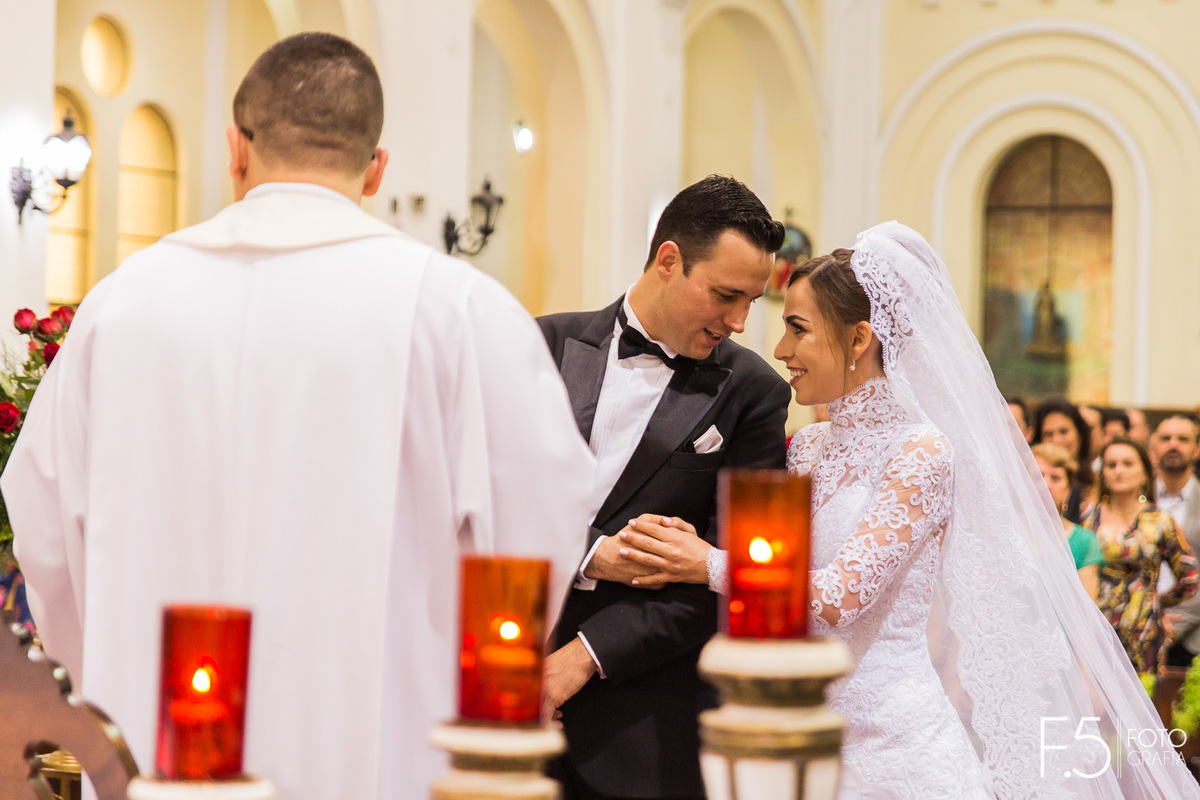 Noivos, cerimônia, wedding, casamento caconde sp