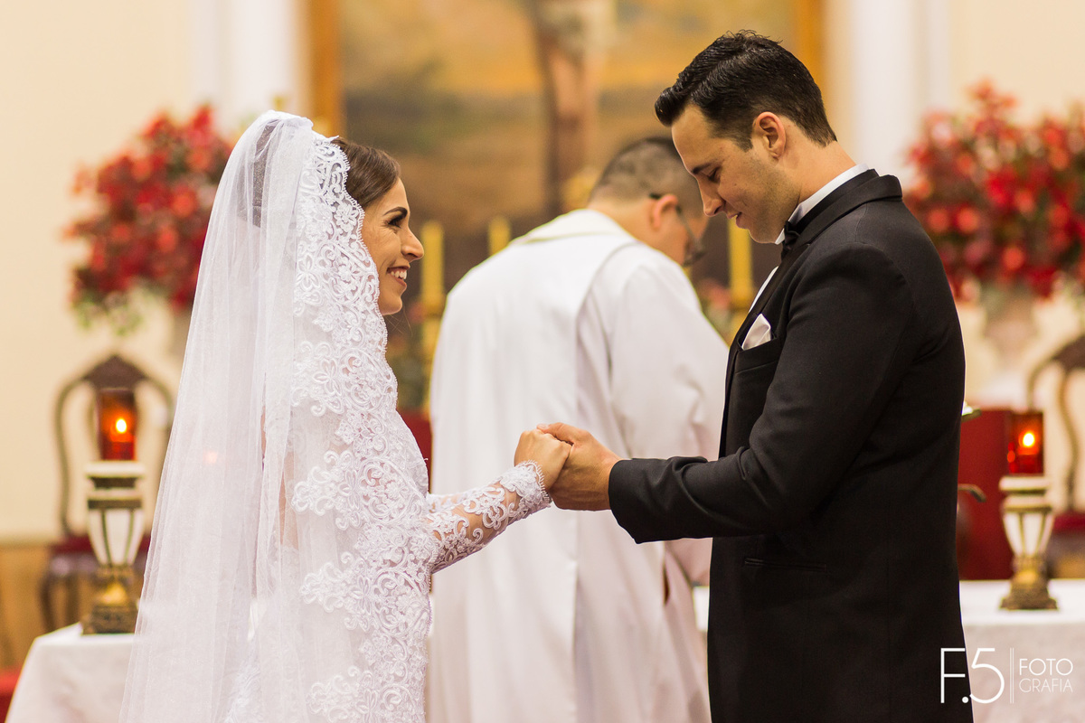 Noivos, cerimônia, wedding, casamento caconde sp