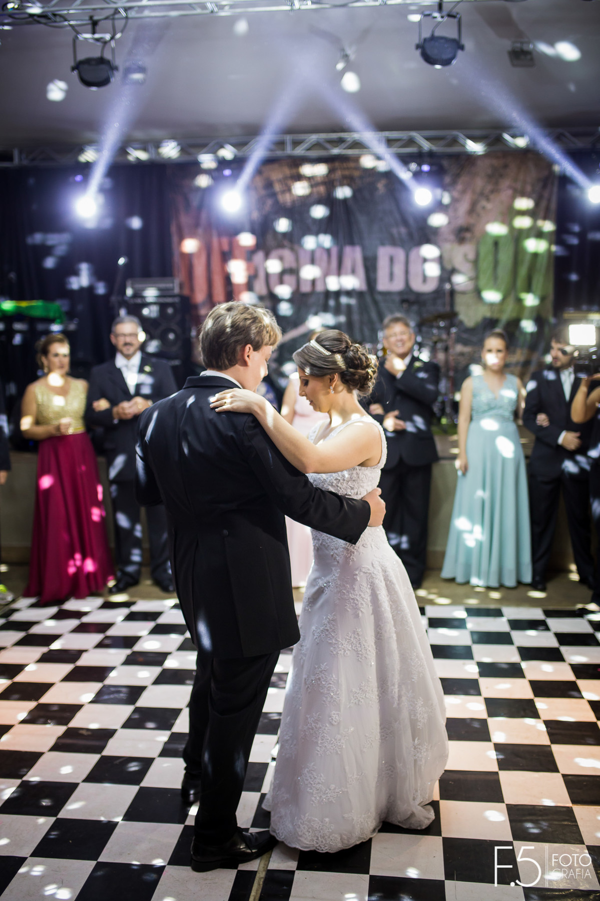 Fotógrafo de casamento Mococa, Casamento, Mococa SP, Véu da noiva, Vestido da noiva, vestido de noiva, Valsa dos noivos, dança dos noivos, Festa de casamento