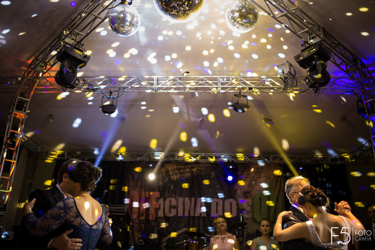 Fotógrafo de casamento Mococa, Casamento, Mococa SP, Véu da noiva, Vestido da noiva, vestido de noiva, Valsa dos noivos, dança dos noivos, Festa de casamento