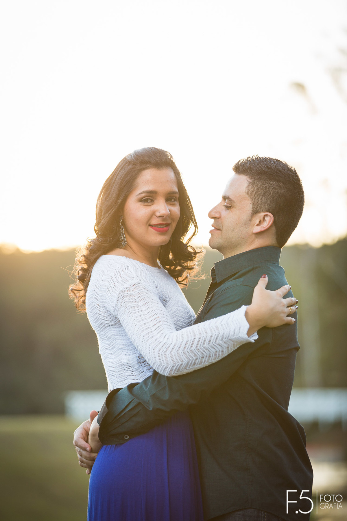 Noiva sorrindo para foto, Pré Wedding São Pedro da União - MG