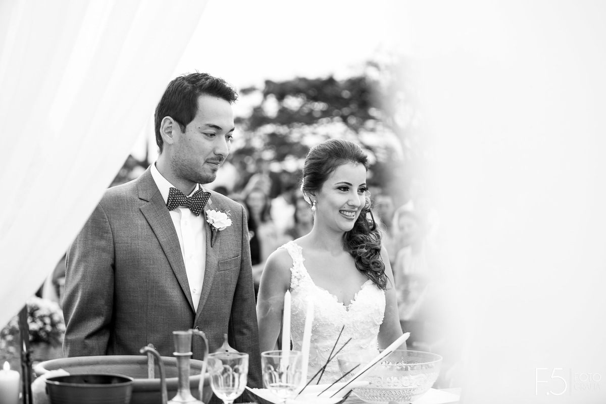 Cerimônia dos noivos Caroline e Ricardo, que aconteceu em Nova Resende-  MG.