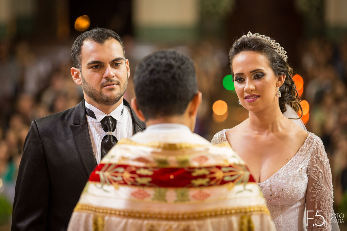 Noivos, Padre, Cerimônia, Casamento em Guaxupé