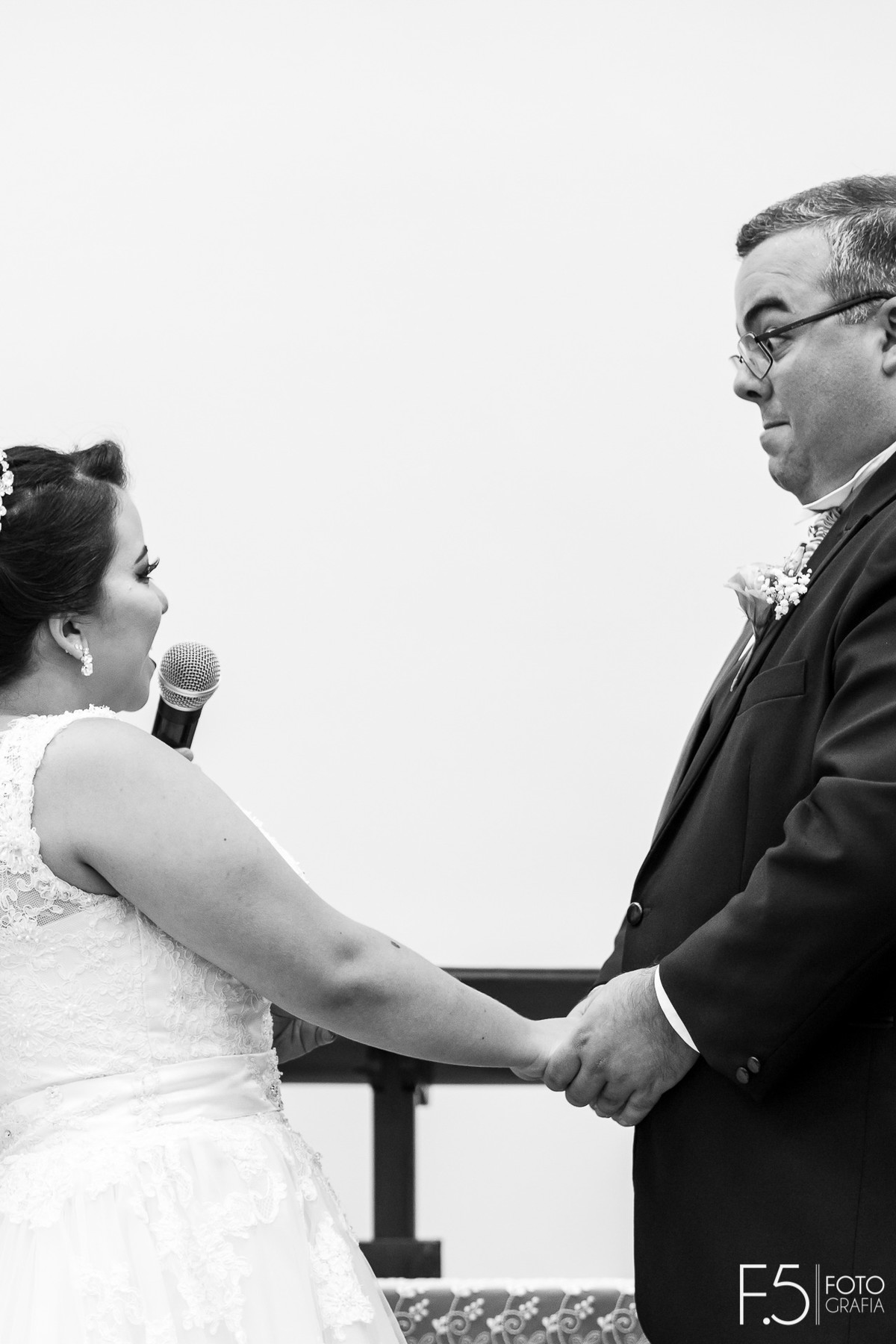 Noivos, cerimônia, casamento em Poços de Caldas MG
