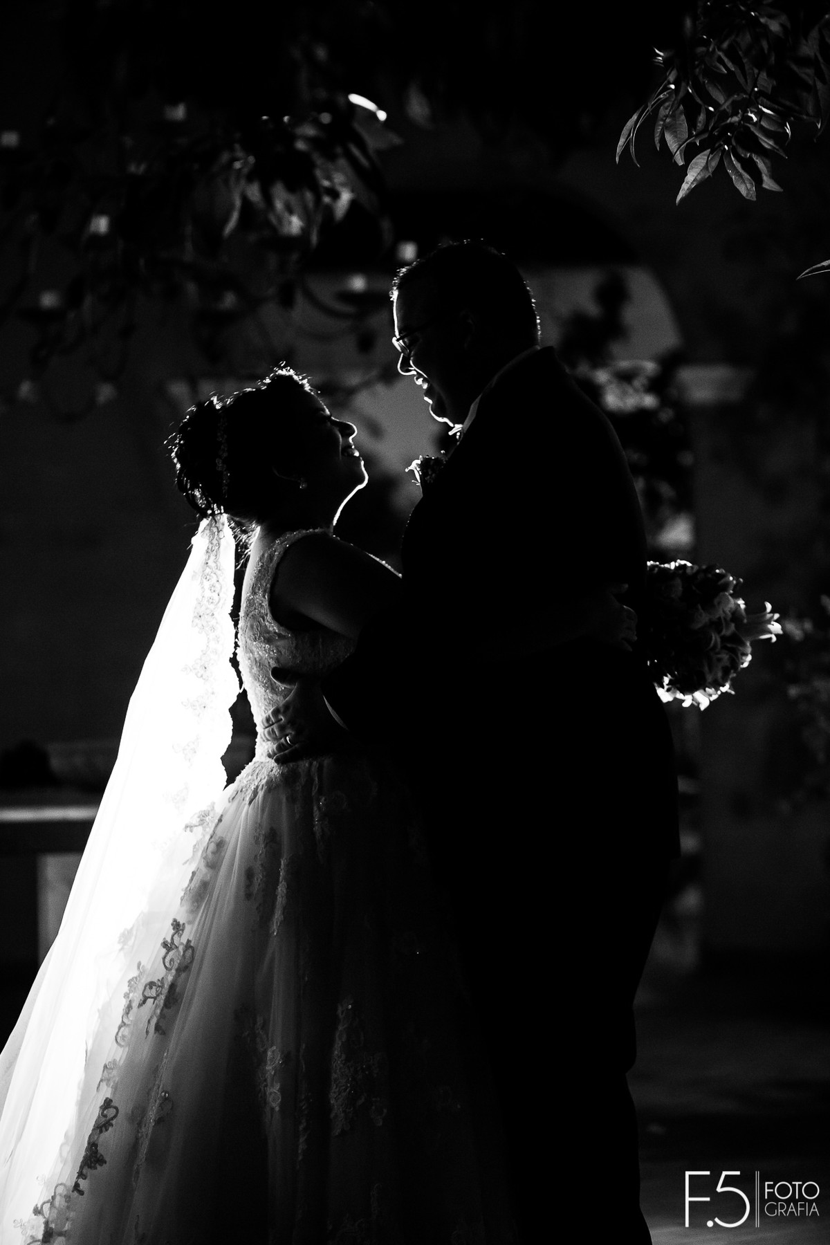 Noivos, amor, fotógrafo em MG, casamento em Poços MG