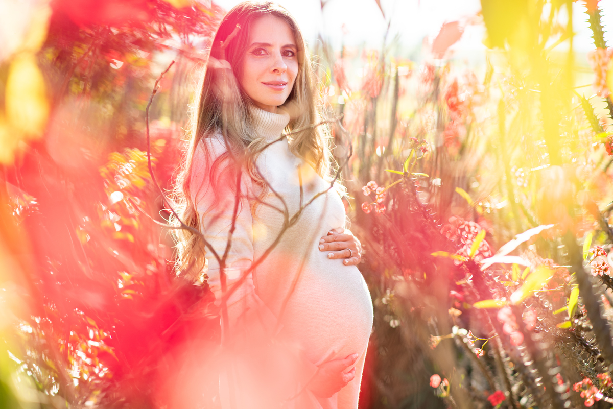 fotografo de gestante em Jaú, Pirajú, Itaí, Avaré, Brotas, interior de São Paulo, represa de jurumirim, ensaio fotográfico