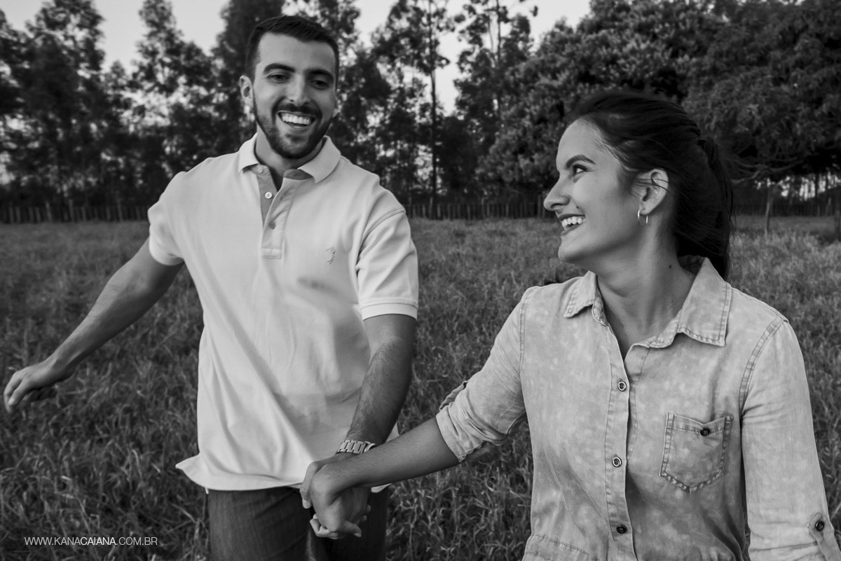ensaio pré wedding na fazenda em iacanga sp por kana caiana fotografia de casamento