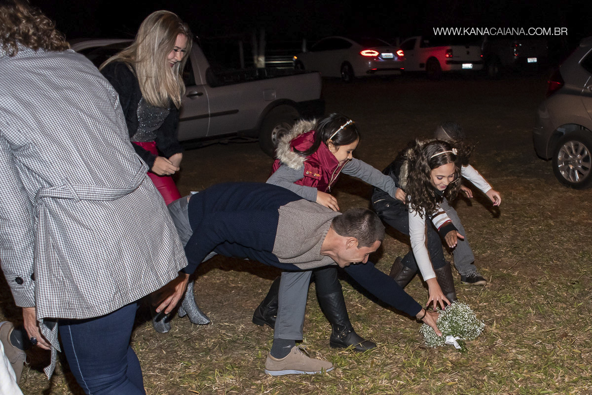 casamento no campo em piratininga sp marcela e felipe por kana caiana fotografia de casamento