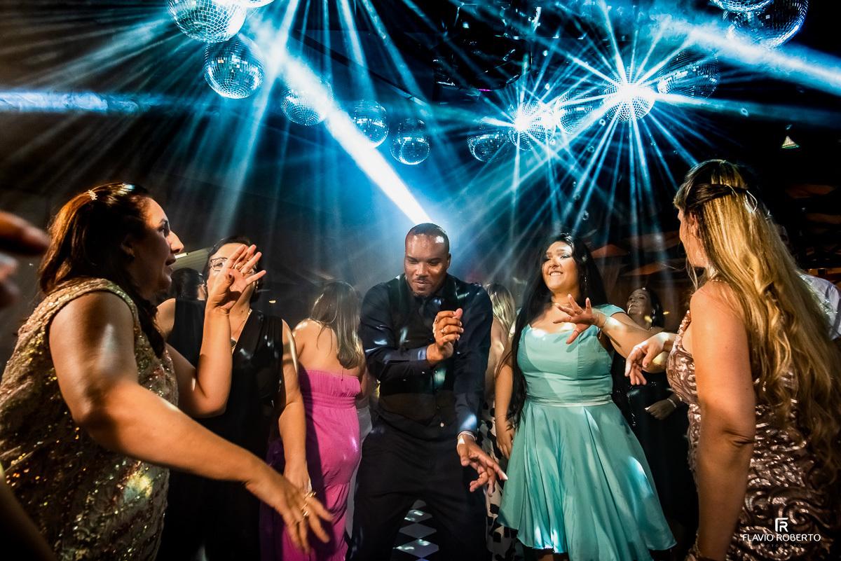 Festa de Casamento em casamento realizado no Farol do Vale de Cachoeira Paulista