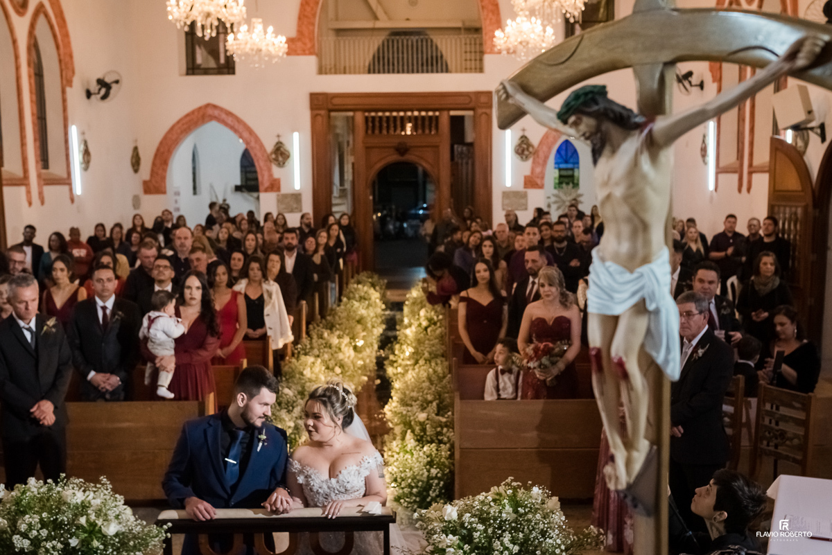Casamento na Paróquia de Santa Cecília em Cruzeiro, SP