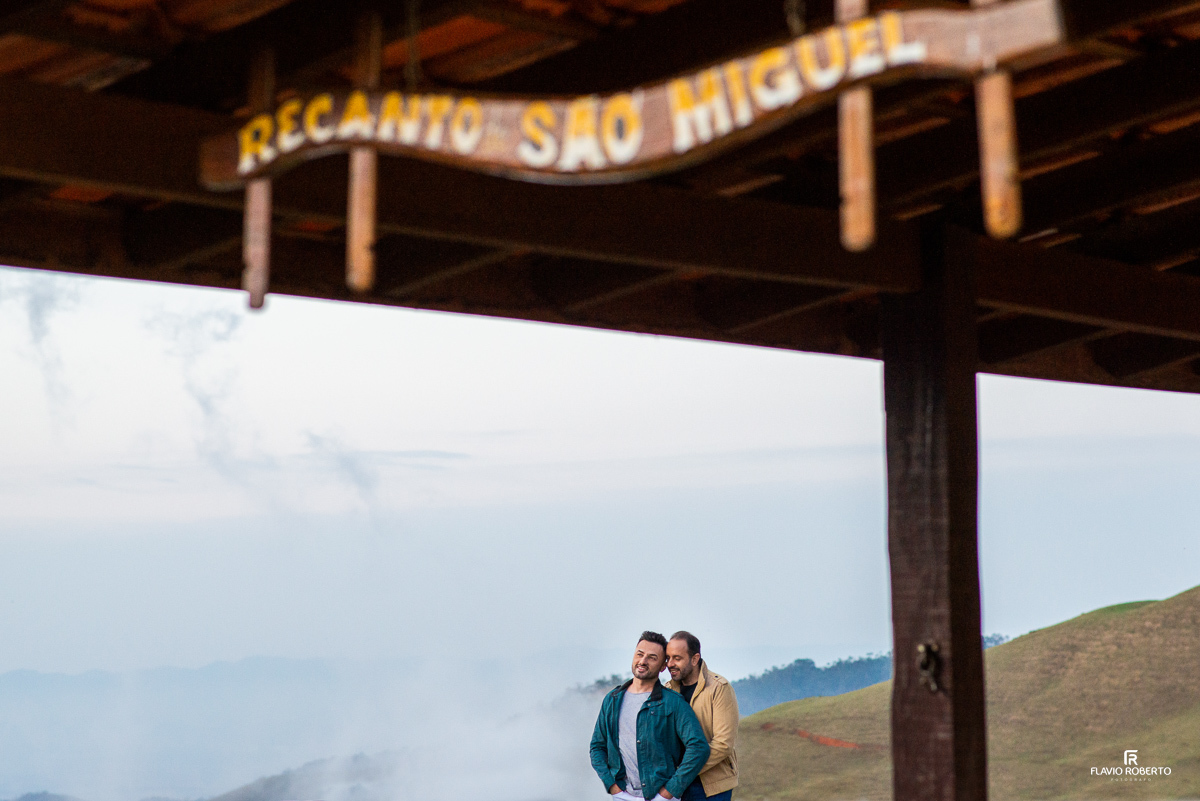 Pre Wedding nas Montanhas de Piquete, aos pés do Pico dos Marins