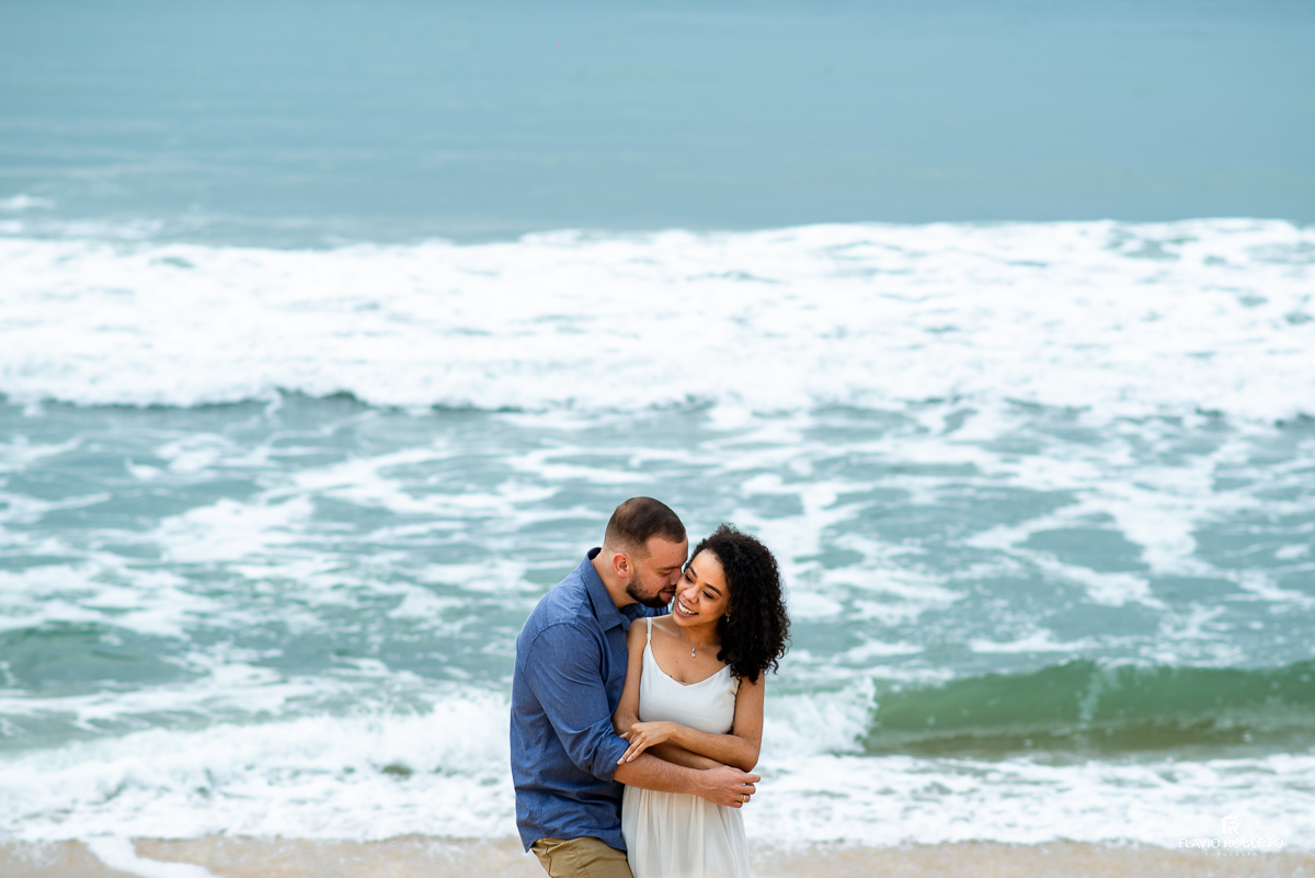 durante Ensaio Pre Wedding na praia vermelha do norte em ubatuba