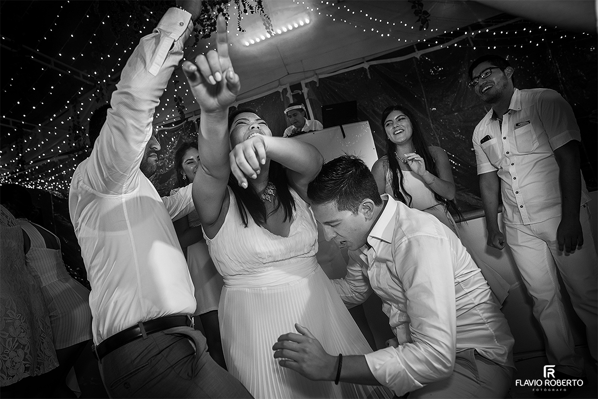 Casamento na Casa Hotel El Triangulo, em Armenia, região do Eje Cafeteiro de Colômbia