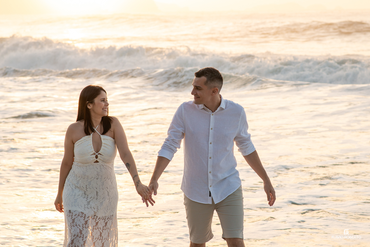 Ensaio Pre Wedding na praia do Félix em Ubatuba
