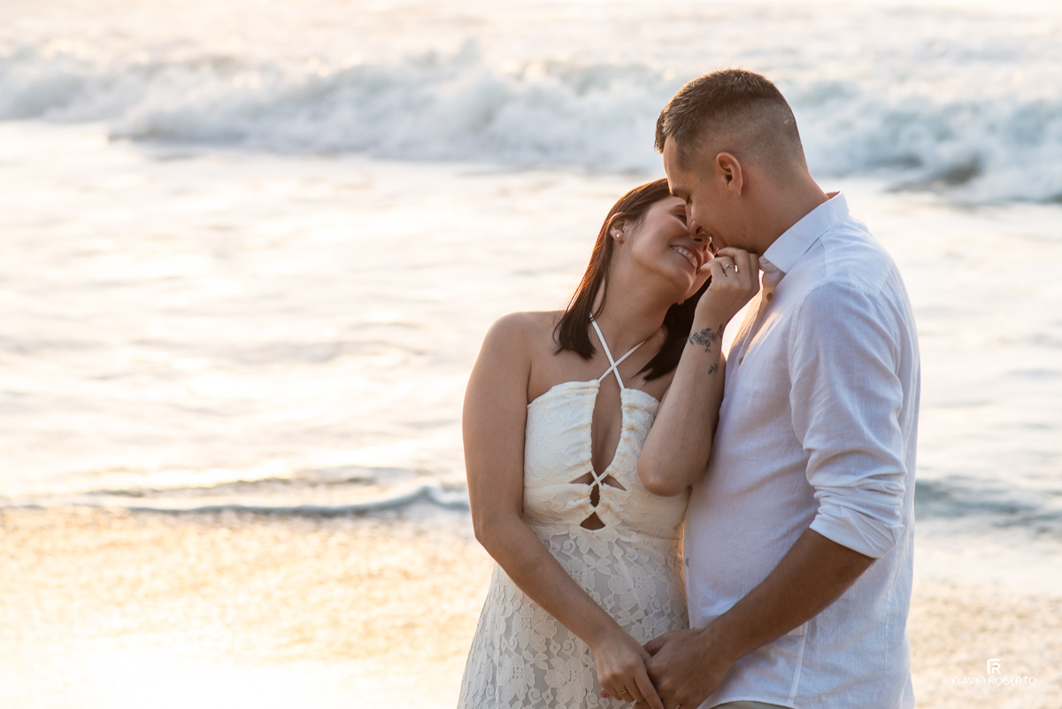 Ensaio Pre Wedding na praia do Félix em Ubatuba