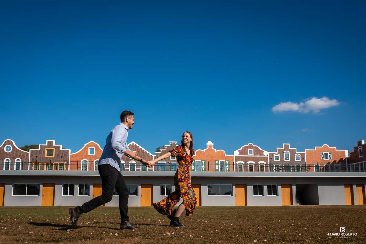 Pre Wedding em Holambra, a Cidade das Flores mais bonita do Brasil.