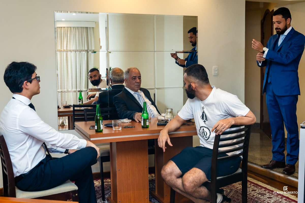 Making Of do Noivo durante Casamento em Sao José dos Campos