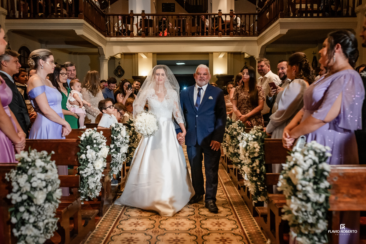 Celebração de Casamento na Capela do Sagrado Coração de Jesus no Parque Vicentino Aranha de sao José dos Campos