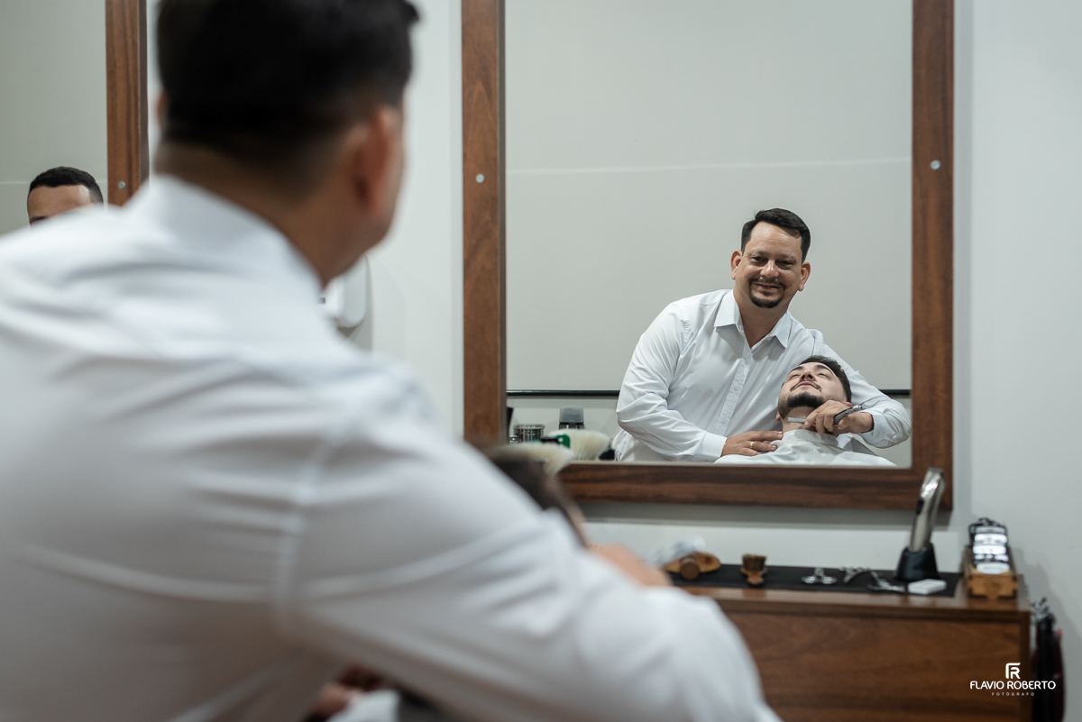 Making Of do Noivo na Barbearia durante Casamento em Guaratinguetá