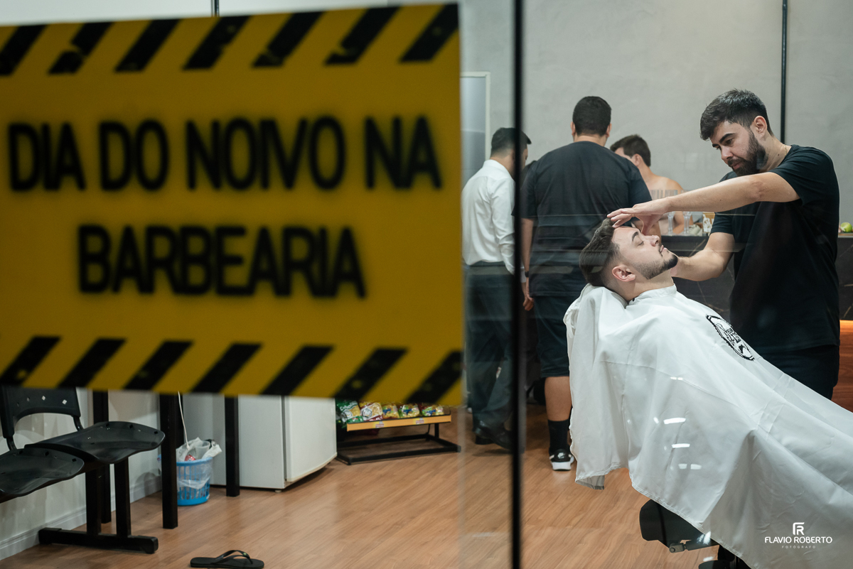 Making Of do Noivo na Barbearia durante Casamento em Guaratinguetá