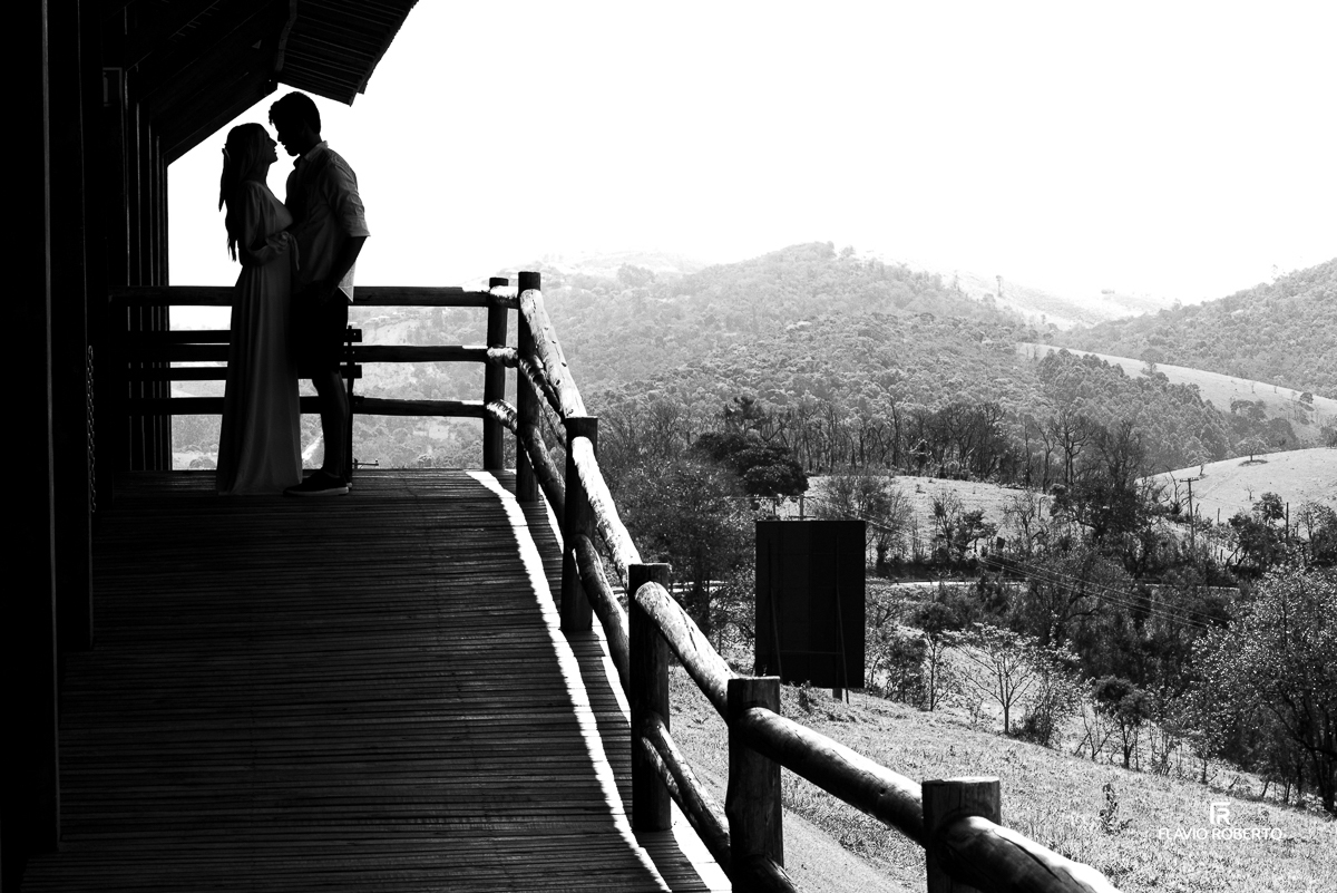 Ensaio Pre Wedding na Cervejaria Caminho do Ouro, em Cunha