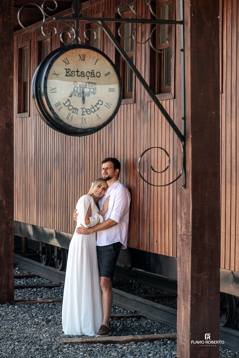 Ensaio Pre Wedding na Cervejaria Caminho do Ouro, em Cunha