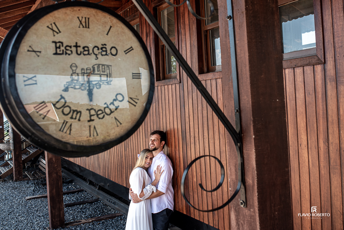 Ensaio Pre Wedding na Cervejaria Caminho do Ouro, em Cunha