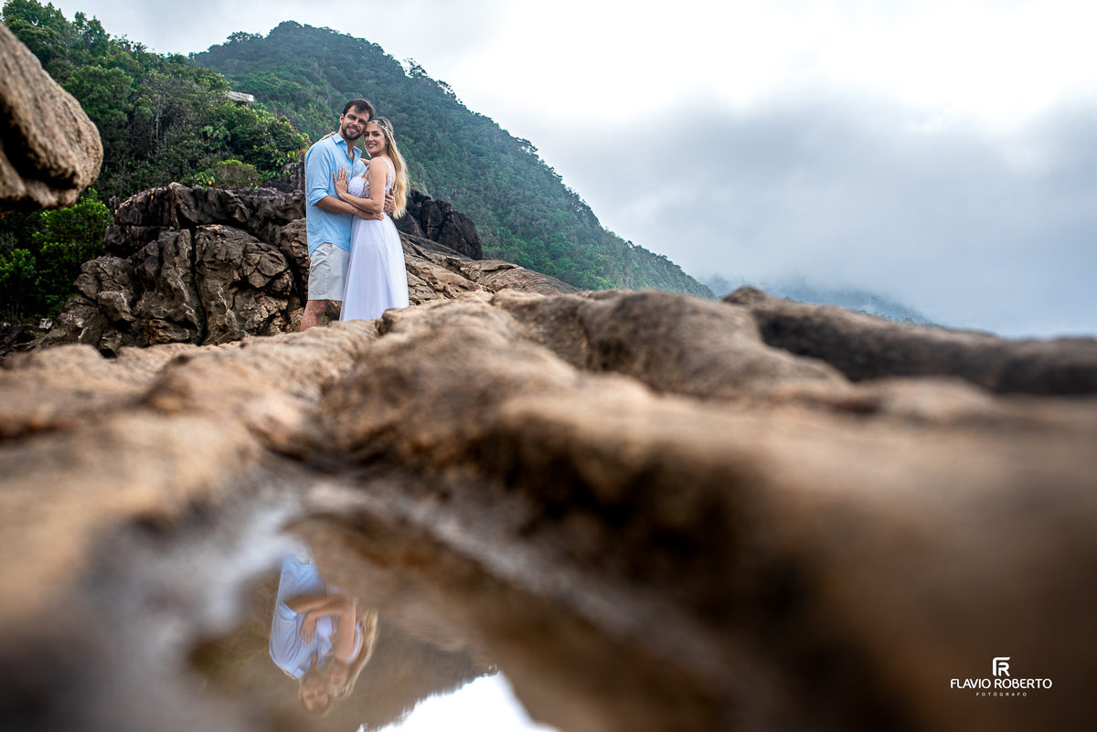 Ensaio Pre Wedding na Praia do Cepilho em Trindade, Paraty