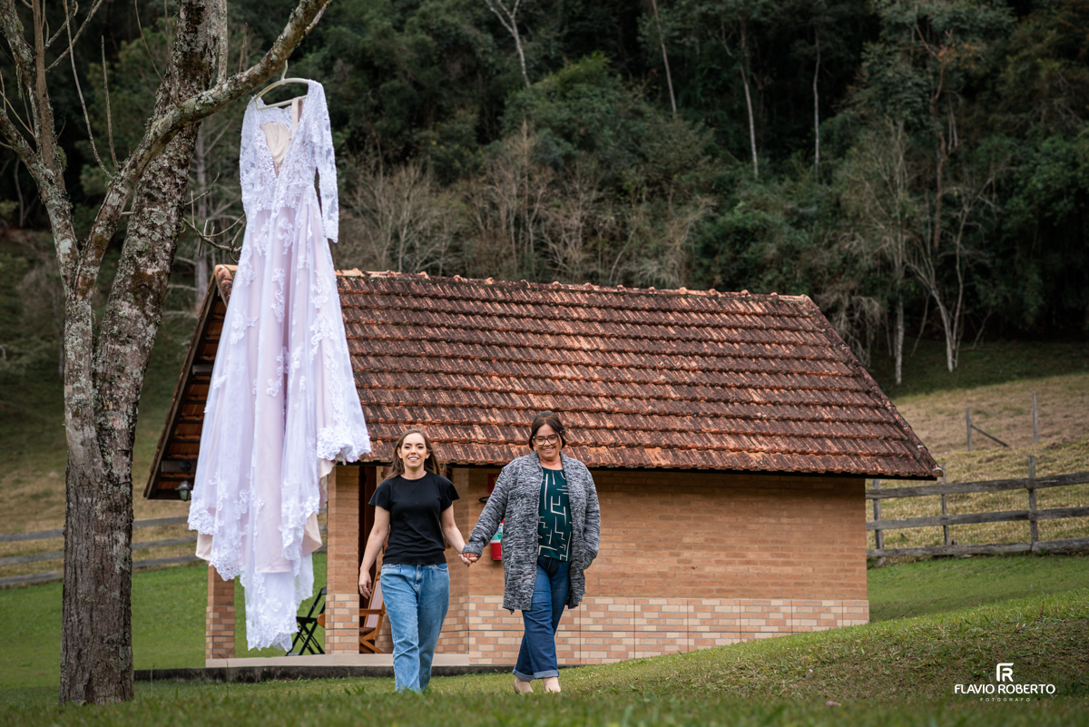 Making Of da Noiva no Espaço Colar de Ouro em Cunha