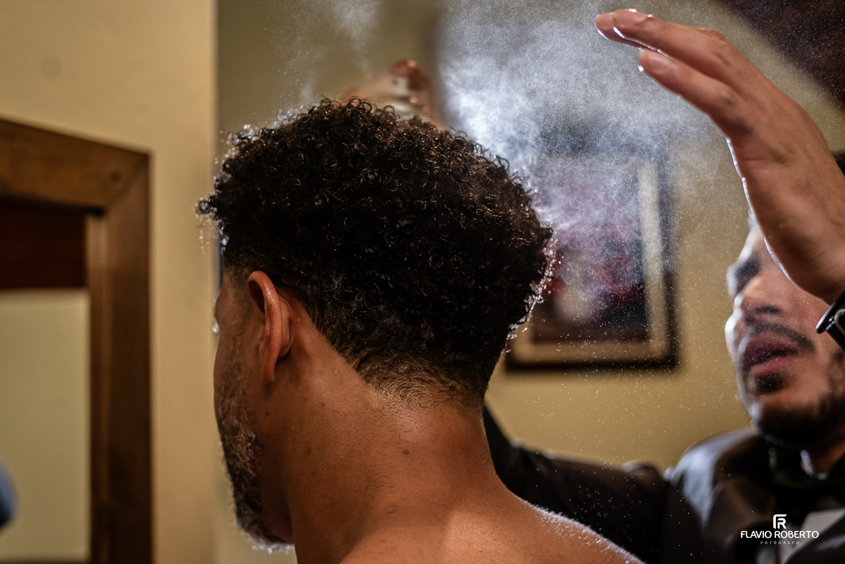 Making Of do Noivo no Espaço Colar de Ouro em Cunha