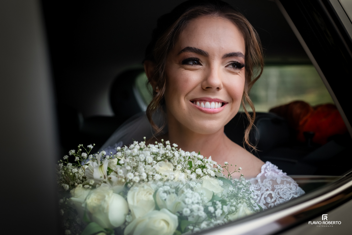 Casamento no Espaço Colar de Ouro em Cunha