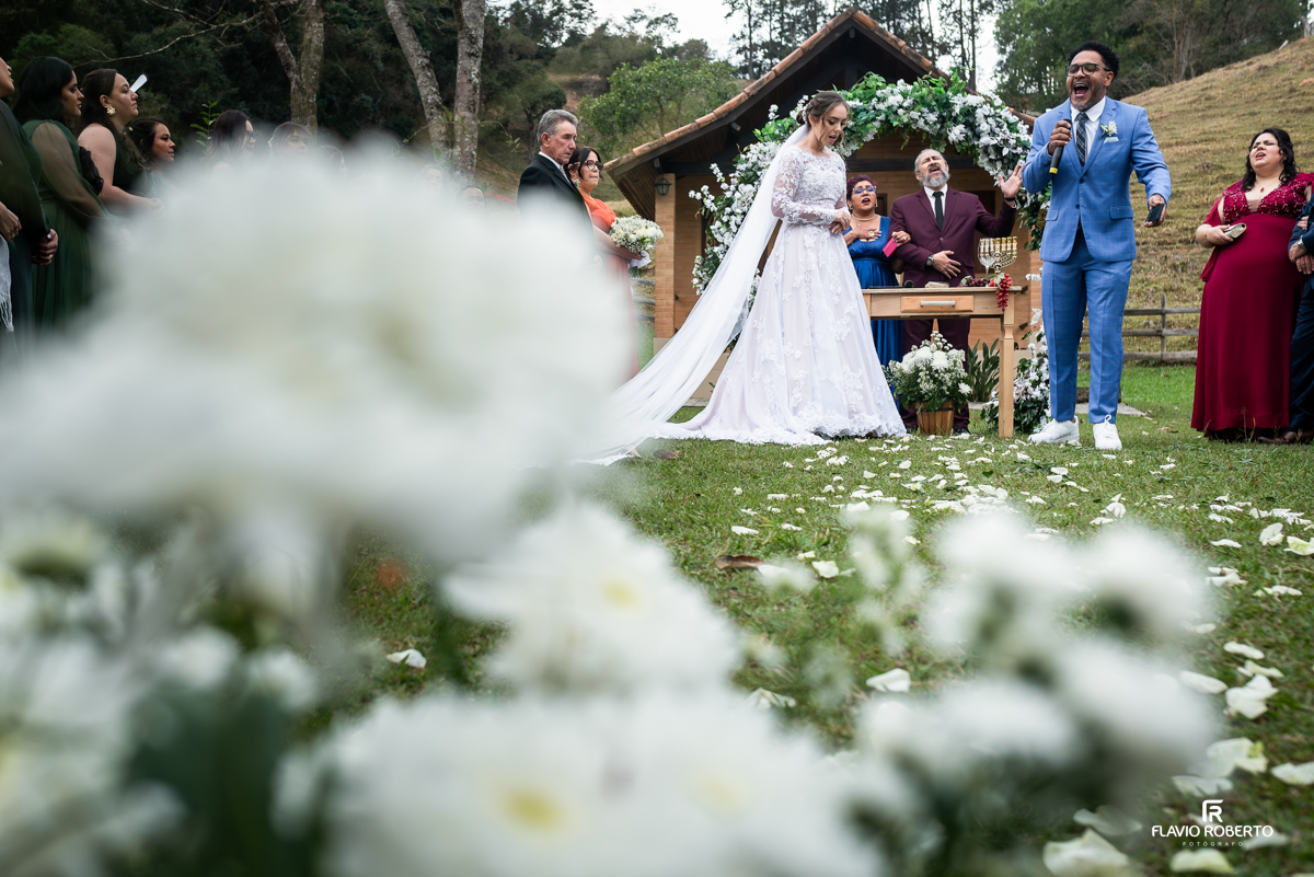 Casamento no Espaço Colar de Ouro em Cunha