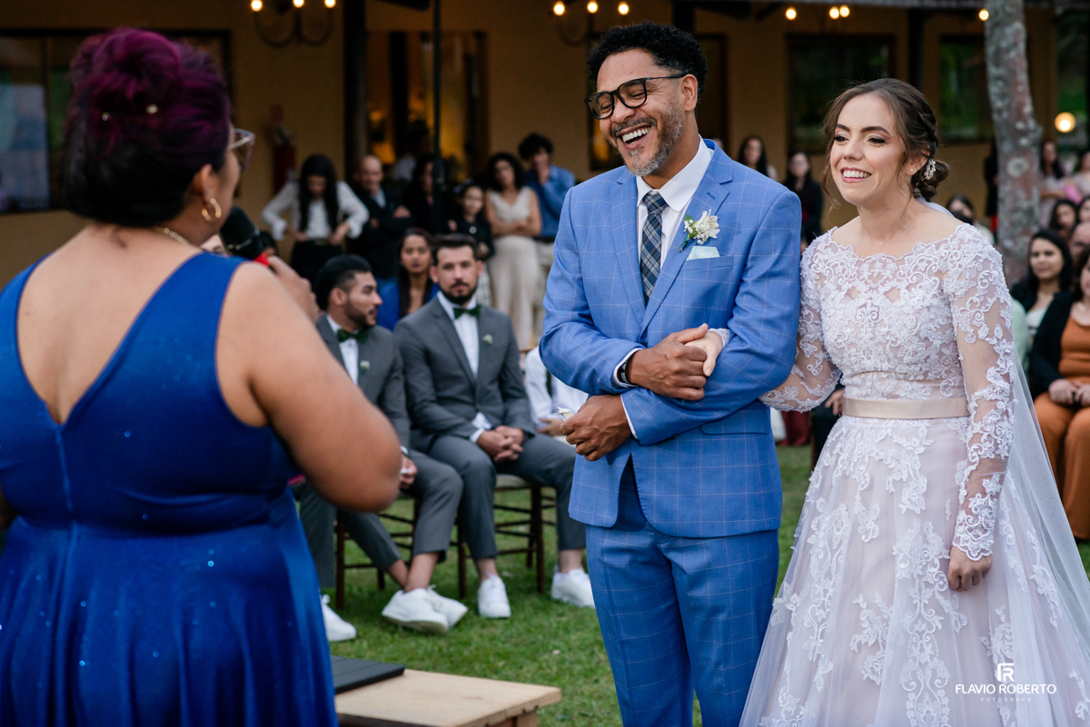 Casamento no Espaço Colar de Ouro em Cunha