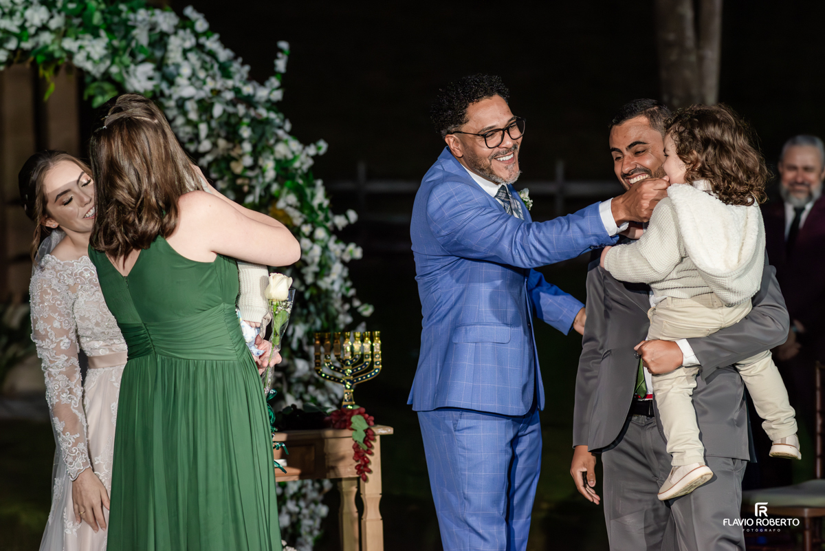 Casamento no Espaço Colar de Ouro em Cunha