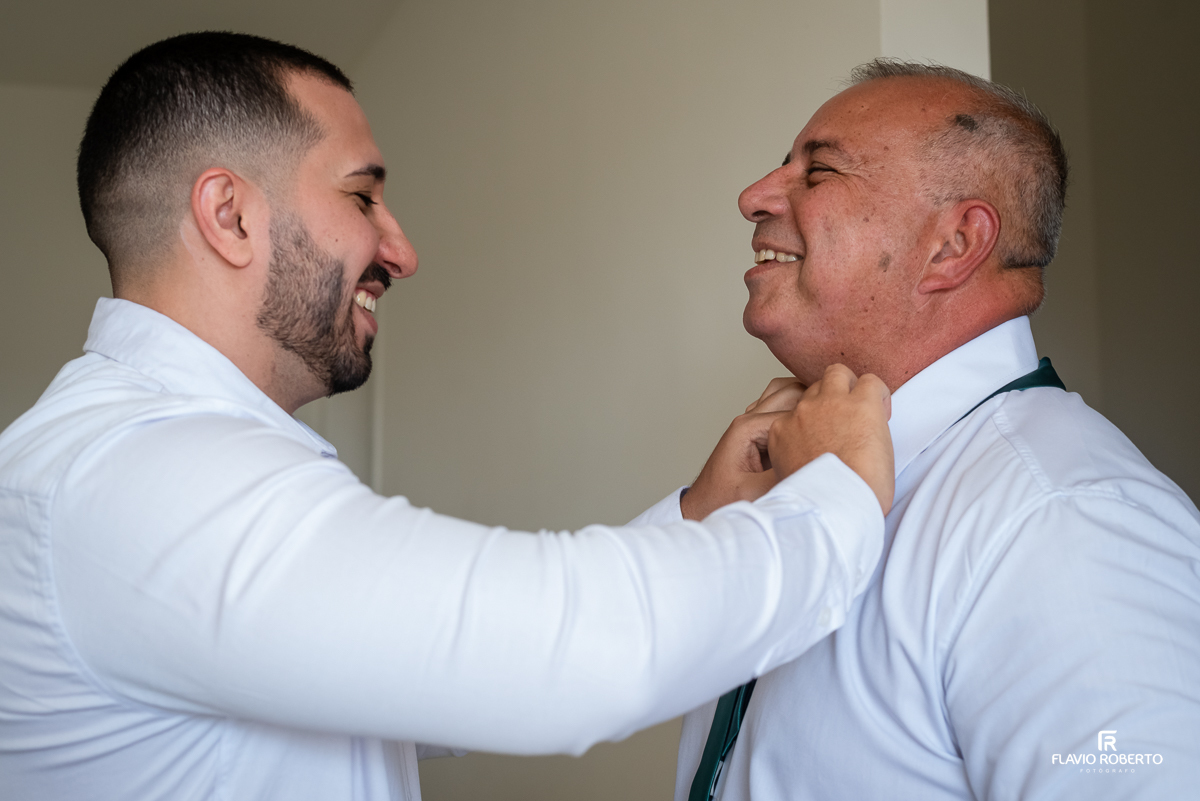 Casamento durante o pôr do sol na Hípica Cachoeira em Cachoeira Paulista