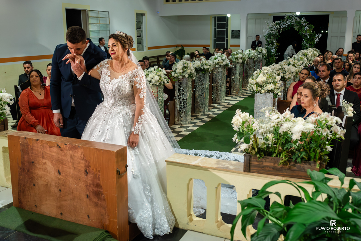 Casamento na Igreja São José da Boa Vista em Cunha