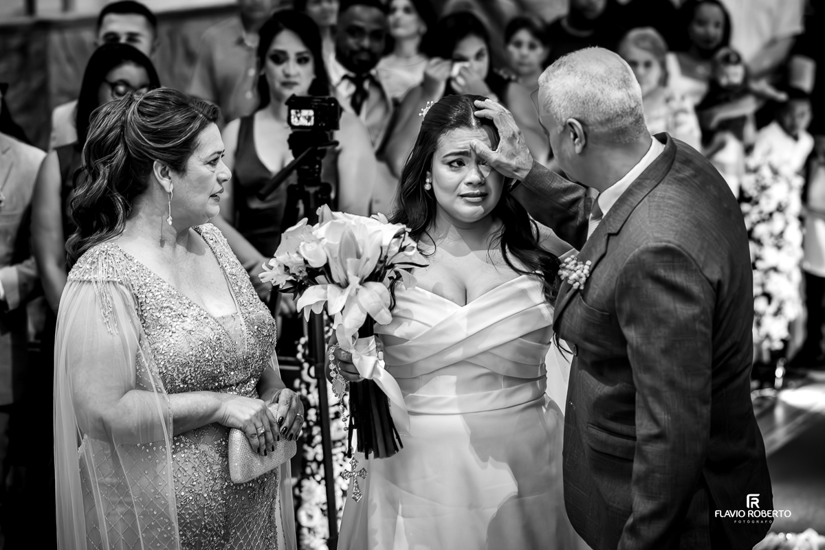 Casamento na Basílica do Senhor Bom Jesus em Tremembé, SP