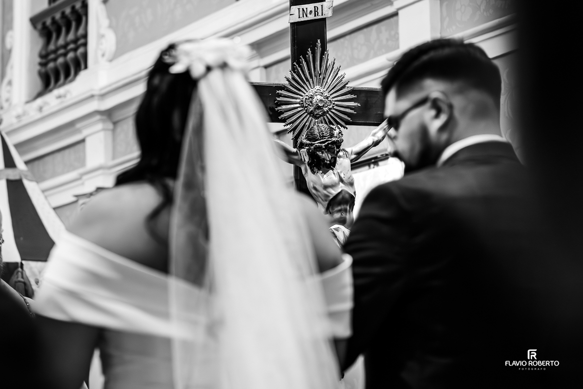 Casamento na Basílica do Senhor Bom Jesus em Tremembé, SP