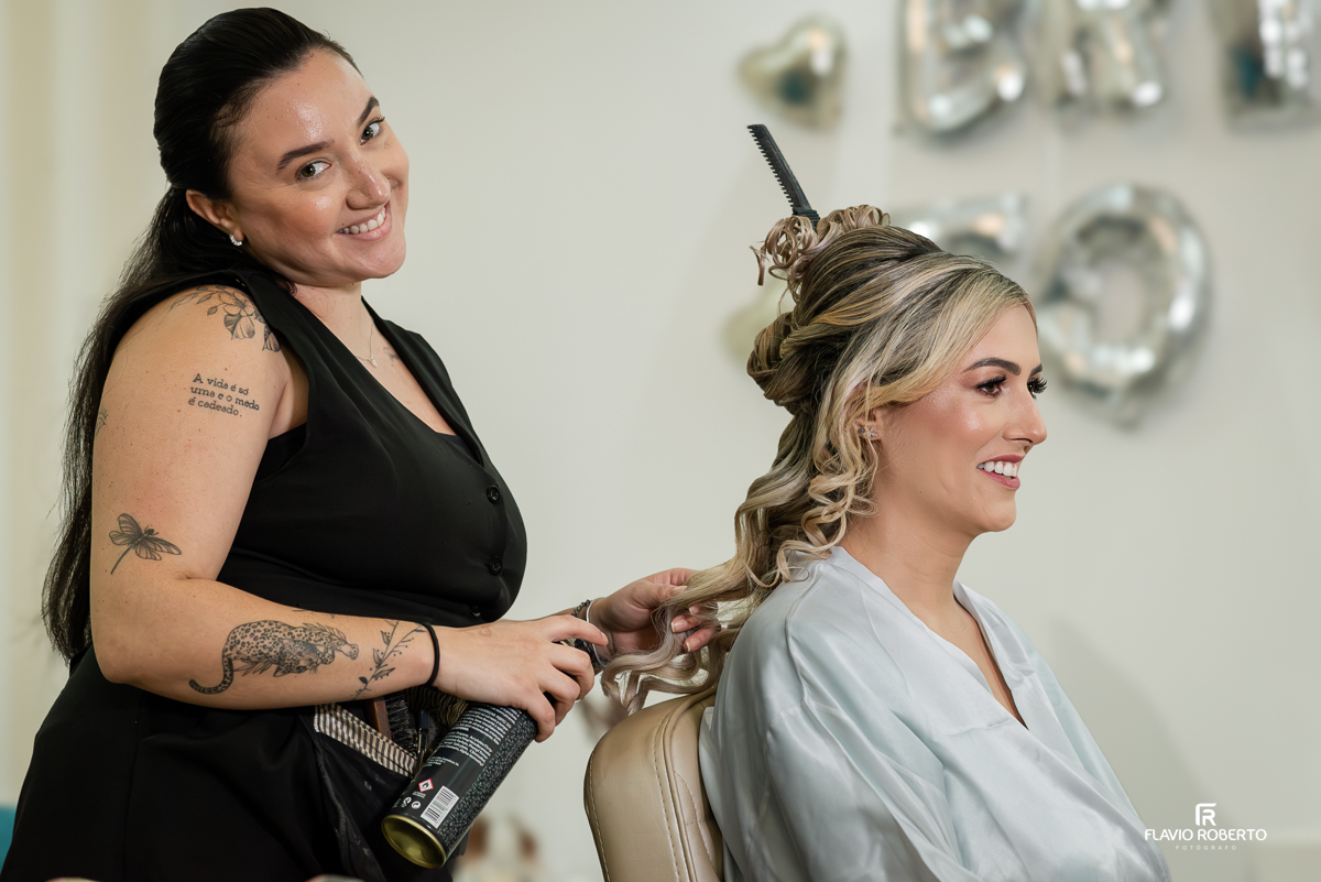 Making Of da noiva no Ateliê Valéria Vendrasco, em Guaratinguetá