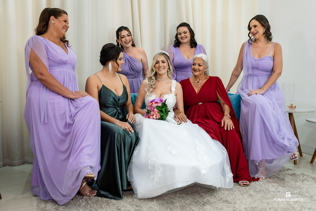 Making Of da noiva no Ateliê Valéria Vendrasco, em Guaratinguetá