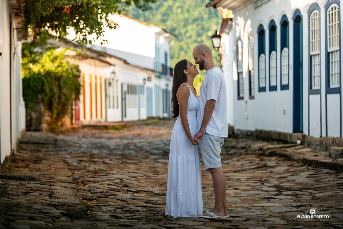 Pre Wedding durante o nascer do sol no Centro Histórico de Paraty, Rio de Janeiro