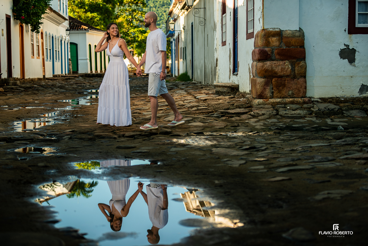 Pre Wedding durante o nascer do sol no Centro Histórico de Paraty, Rio de Janeiro