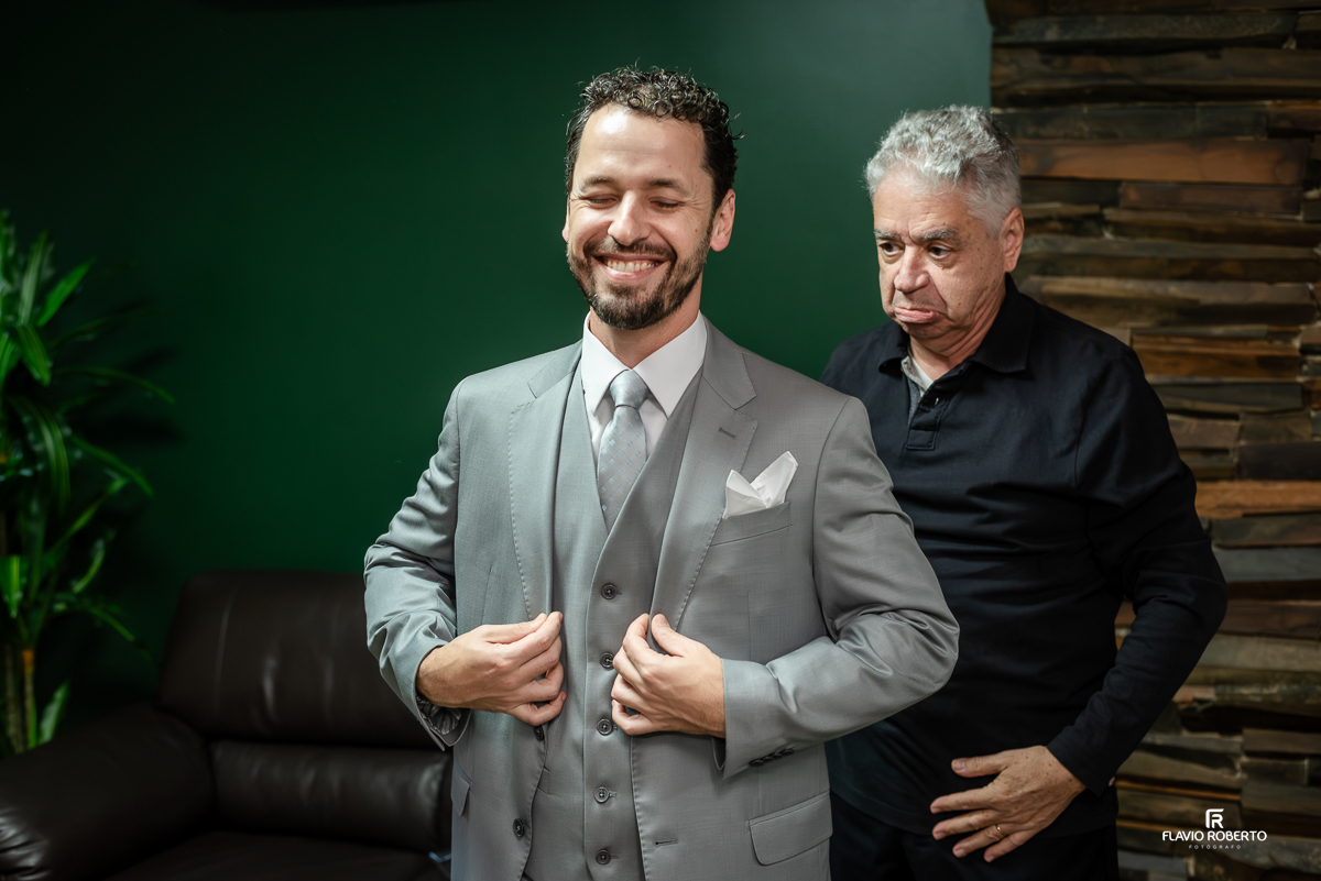 Making Of do Noivo Com seus familiares e amigos no Villa Lyon de Taubaté.