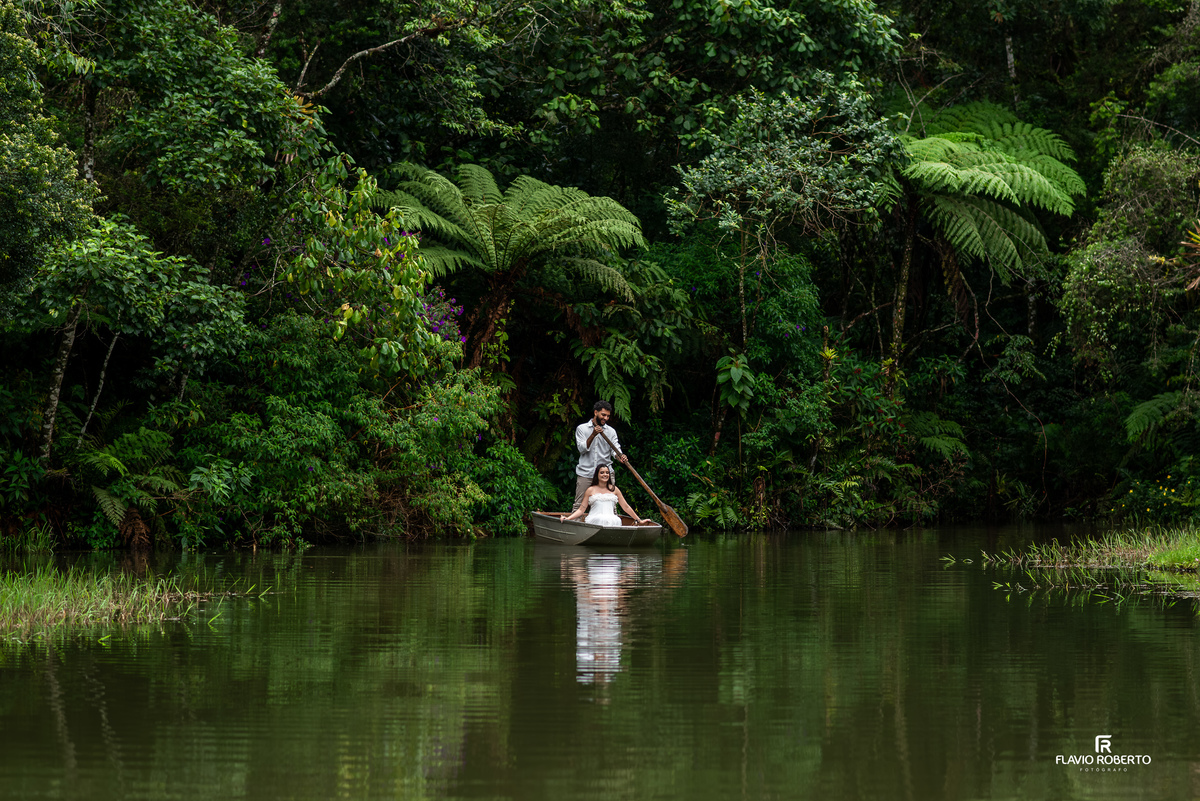 pre wedding em cabana com lago na Lake View Cabanas em São Francisco Xavier