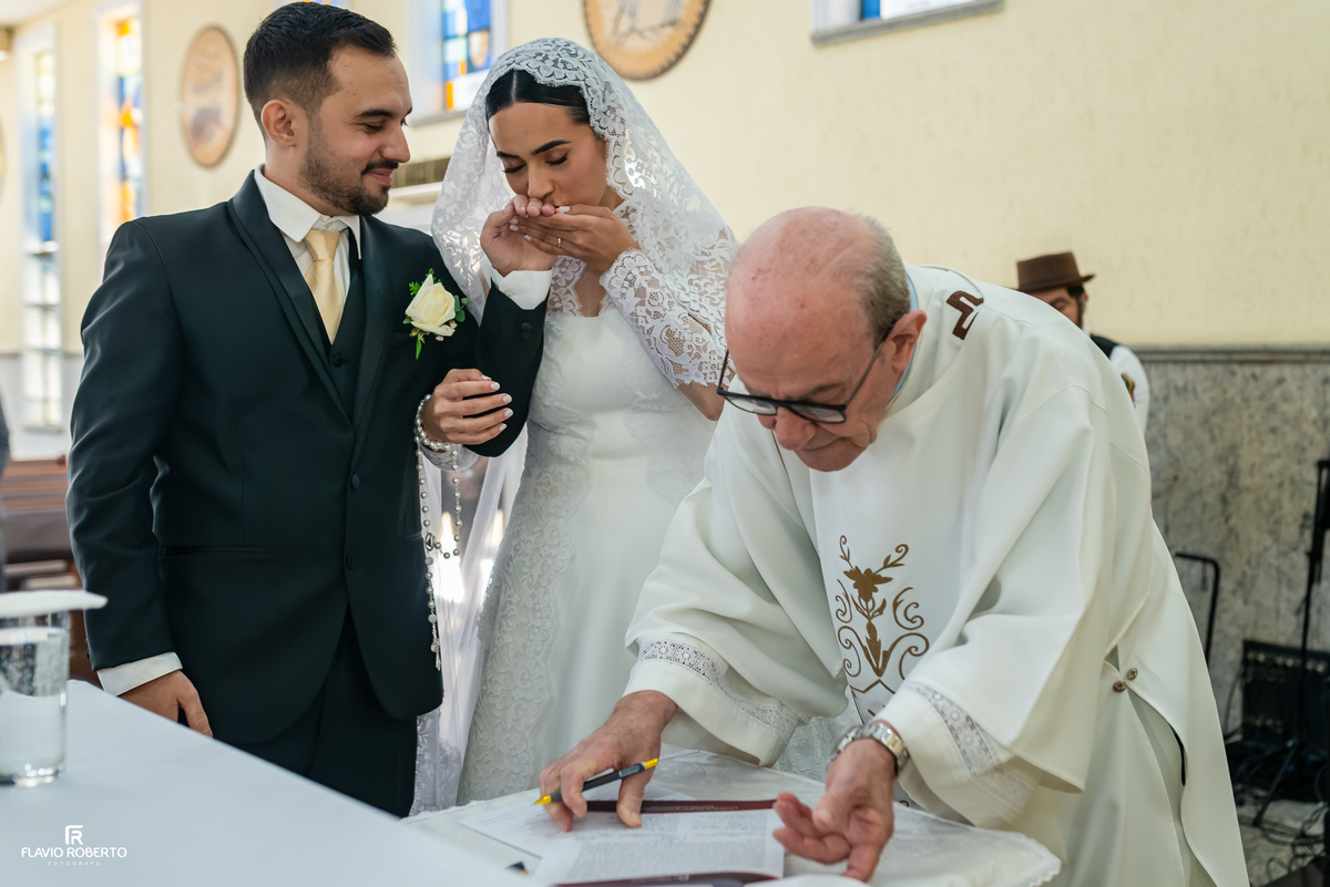 Registro do matrimônio na Paróquia Espírito Santo em São José dos Campos