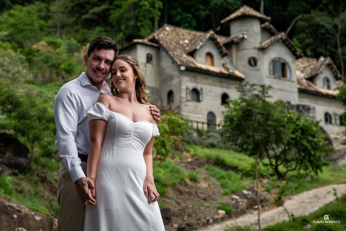 Ivanna e Luis Gustavo em ensaio Pre Wedding no Castelo de Pedra em Itamonte, Sul de Minas